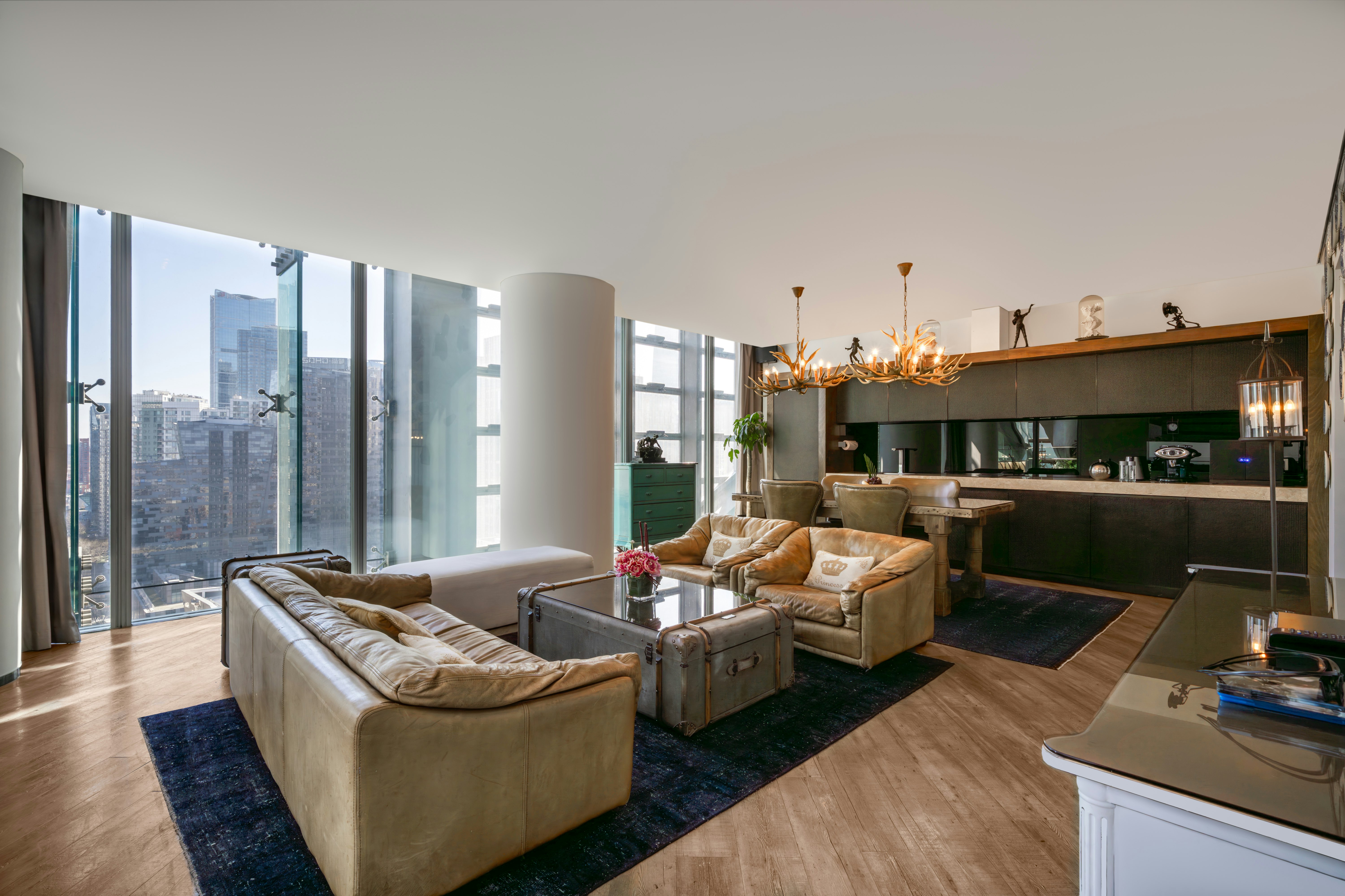 Deluxe Lagoon Suite - Living Area