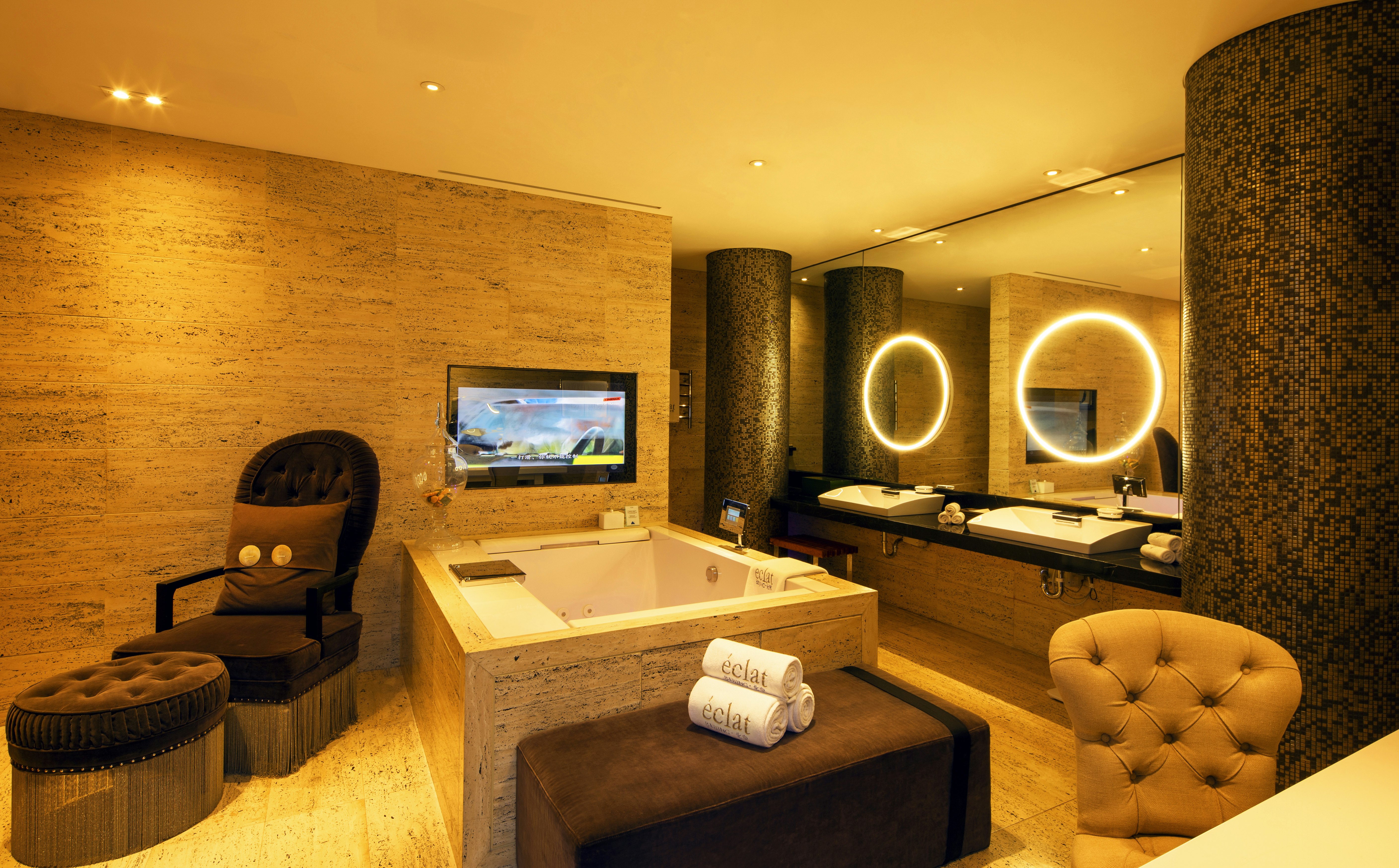 Presidential Suite Bathroom