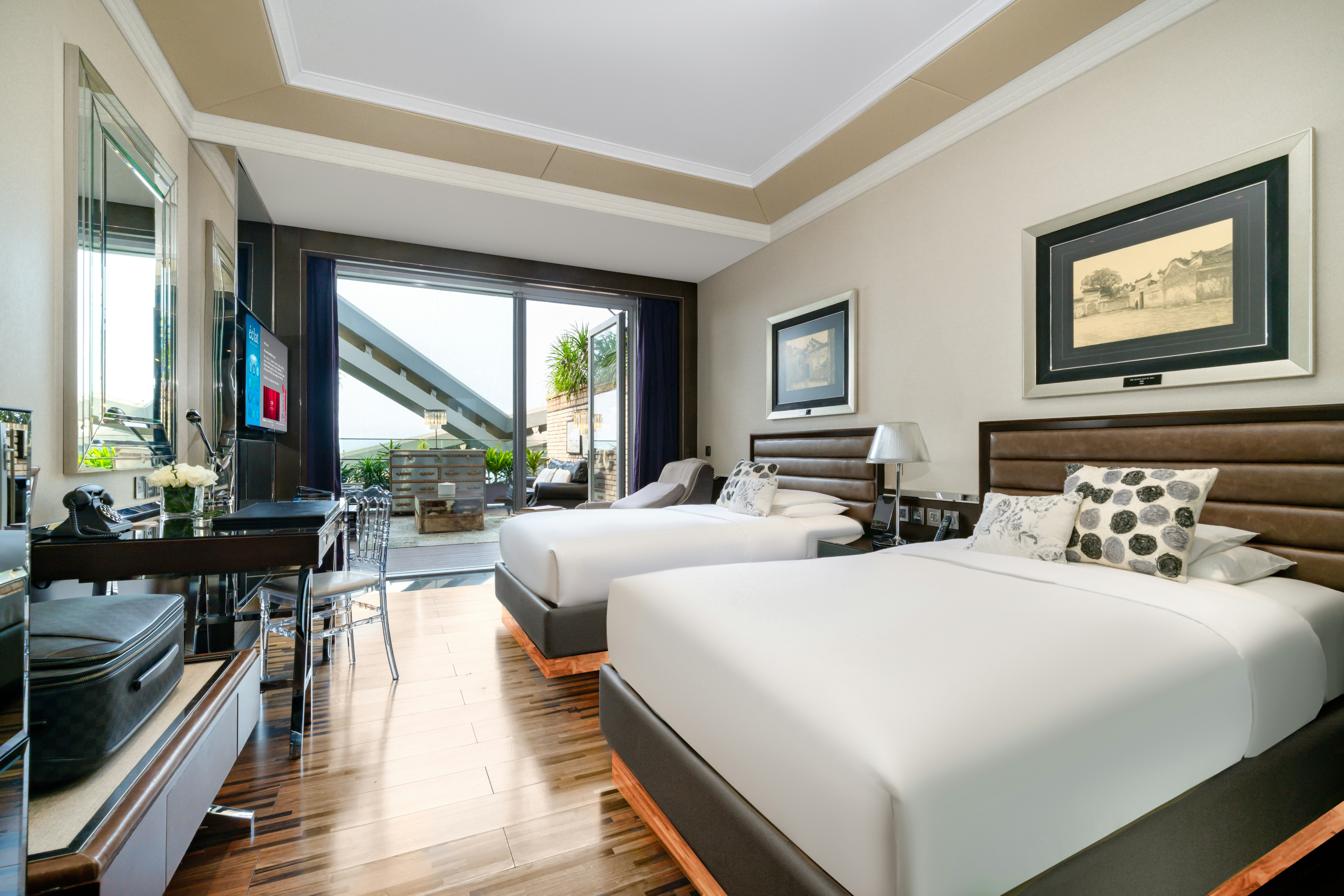 Deluxe Twin Beds Room with Terrace - Bedroom