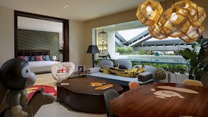Deluxe Lagoon Suite - Living Area