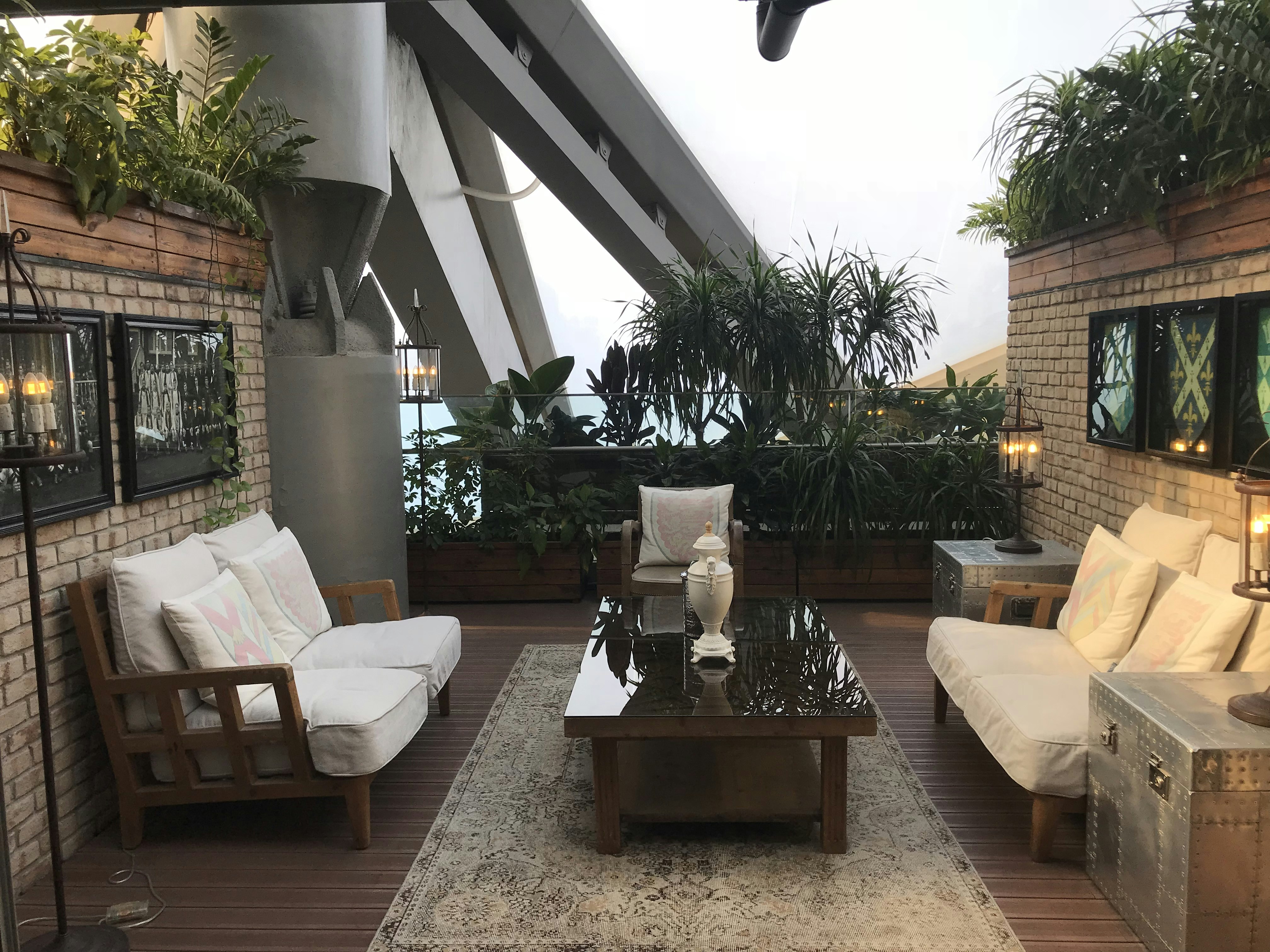 Grand Deluxe King Bed with Terrace - Terrace