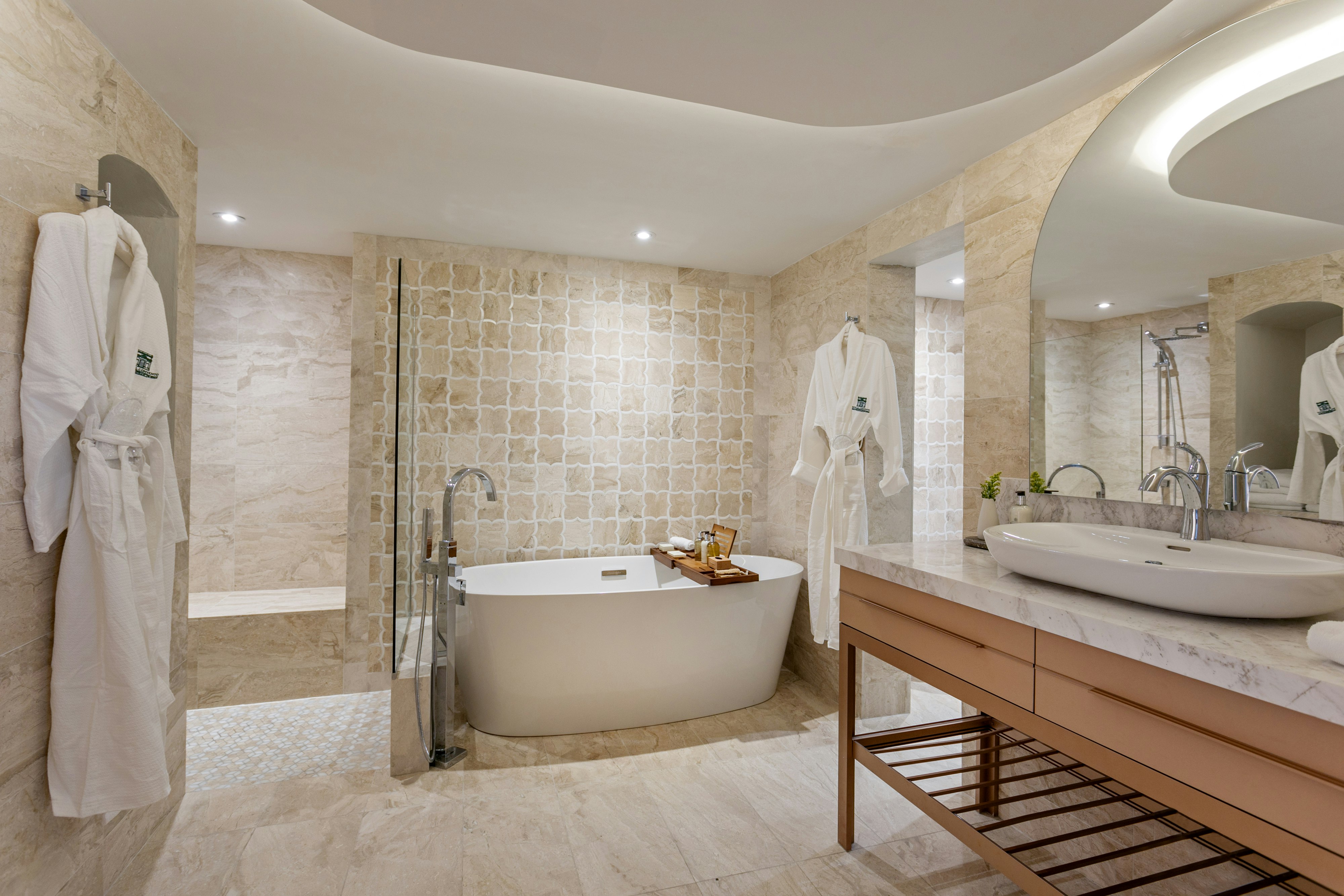 Gloria Vanderbilt Presidential Suite - Bathroom