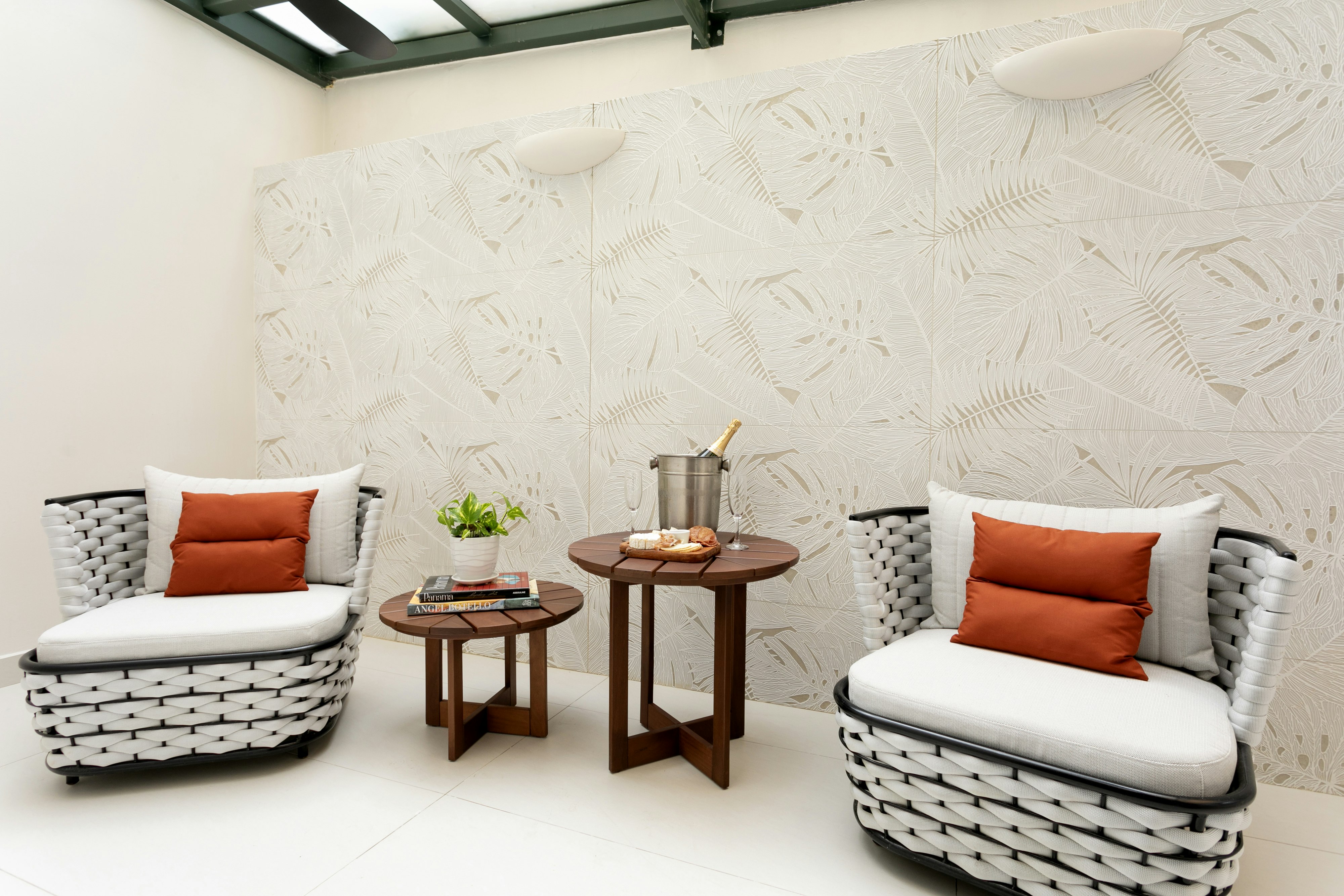 Macmurray Suite - Terrace