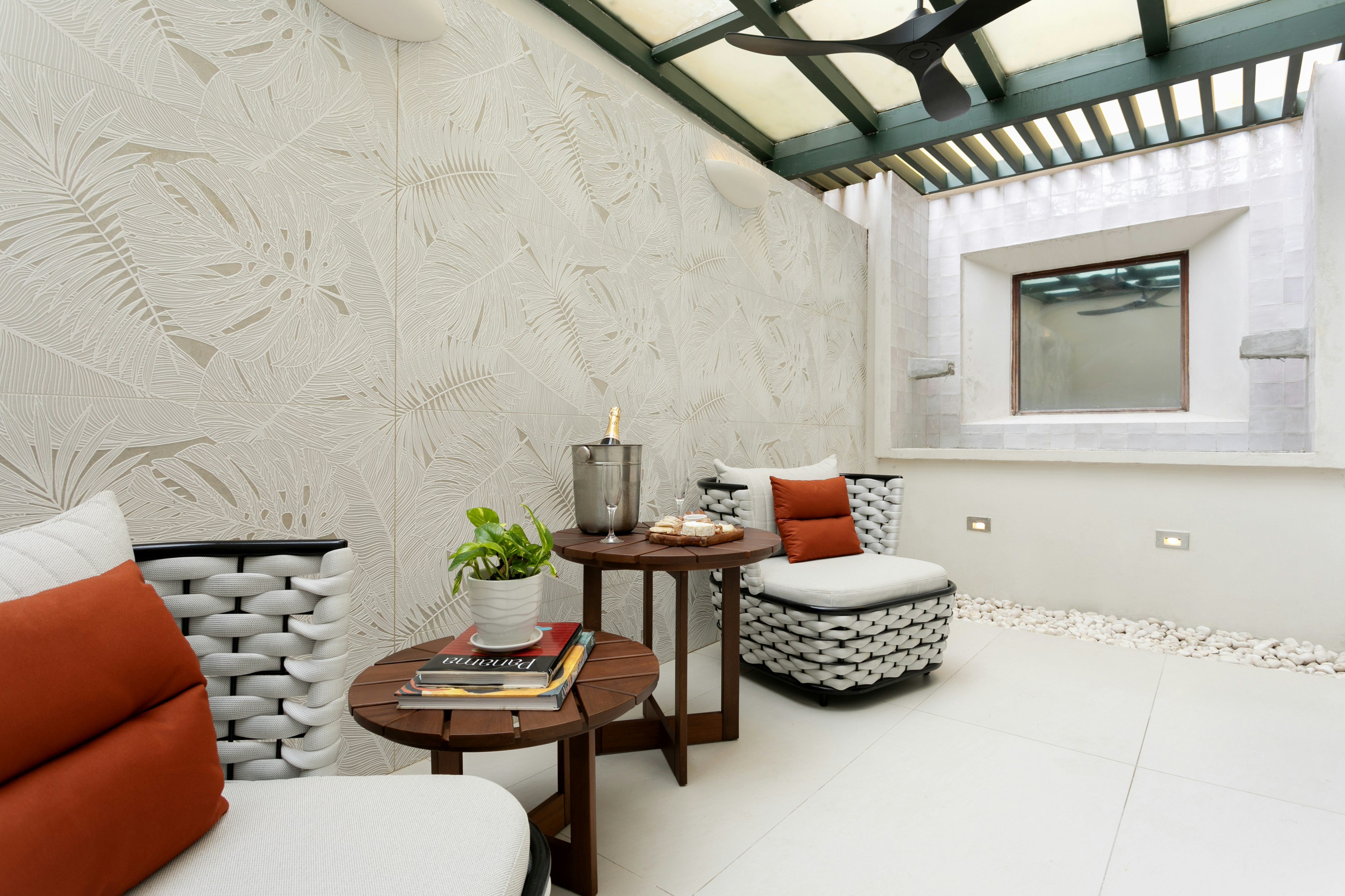 Macmurray Suite - Terrace