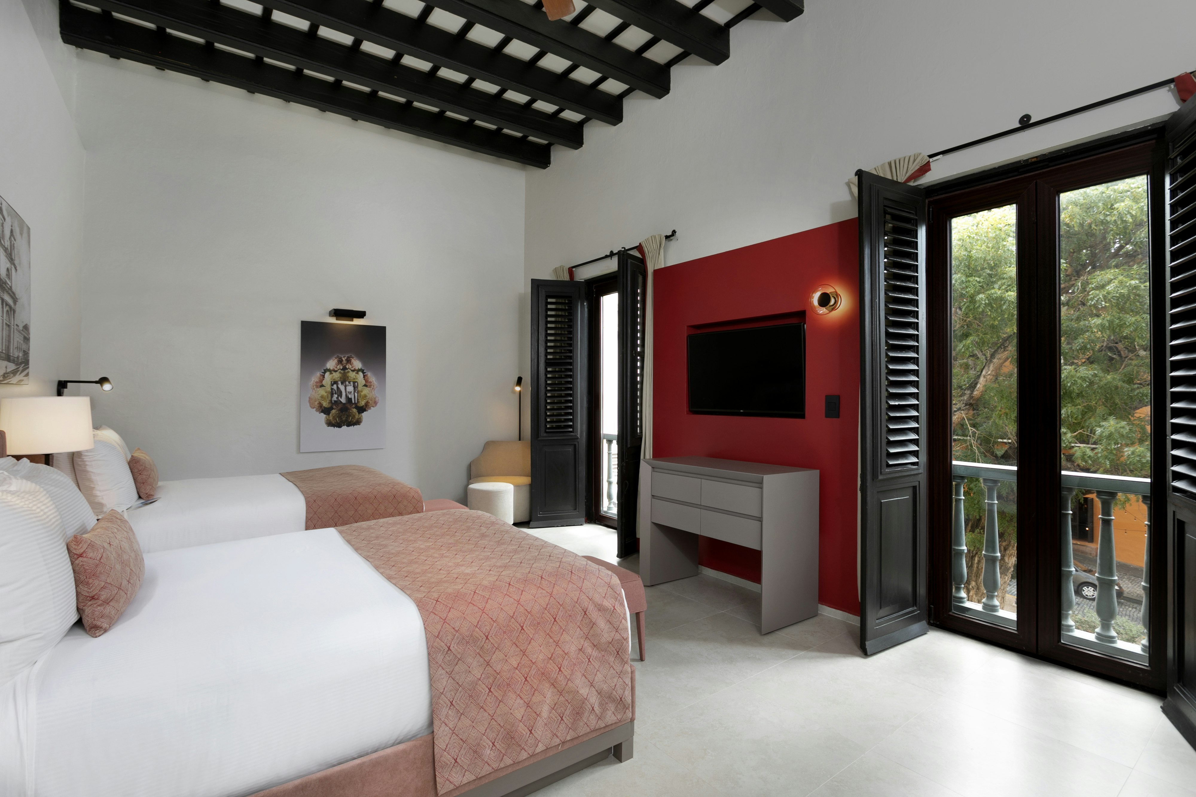 Queen Double Vista - Bedroom