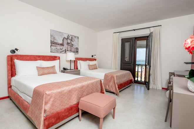 Double Vista Room