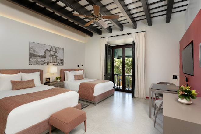 Queen Double Deluxe - Double Bedroom
