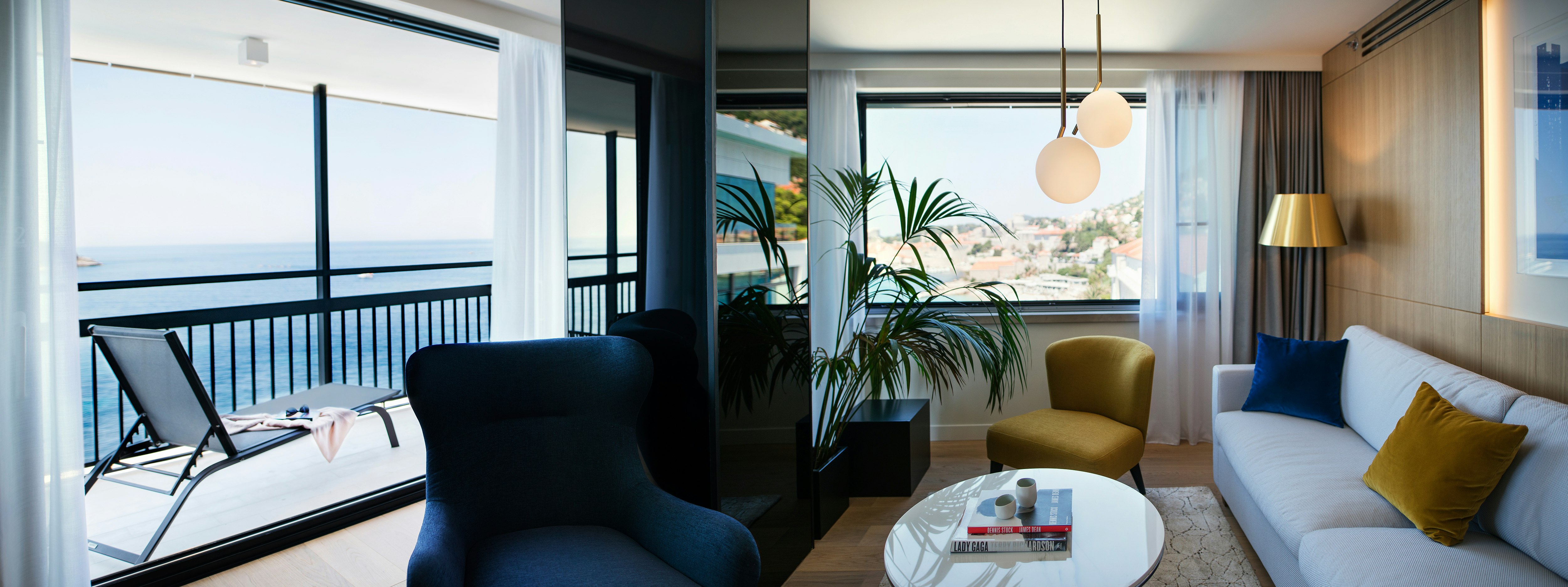 Excelsior Signature Suite with Sea View and Balcony