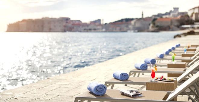 Hotel Platform Beach