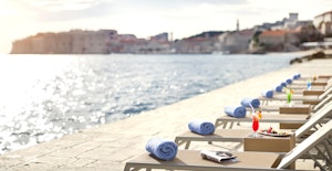 Hotel Platform Beach