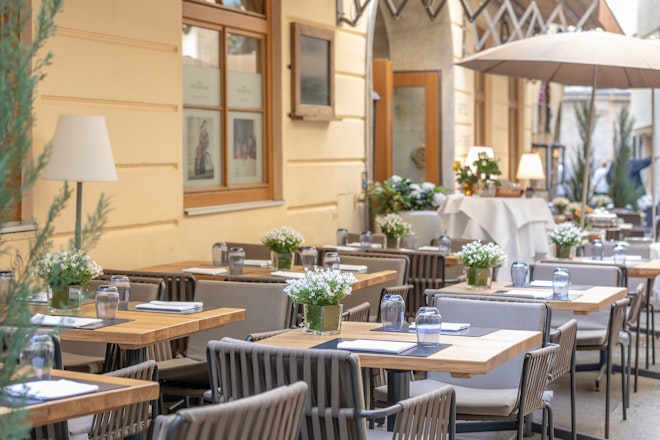 Restaurant - Gasthof Goldgasse (Summer Terrace)