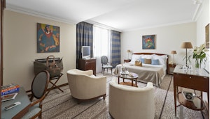 Classic Room - Bedroom