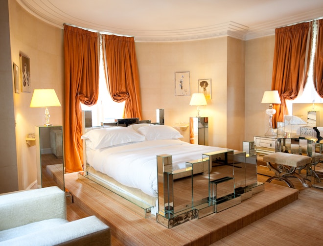Chic Room