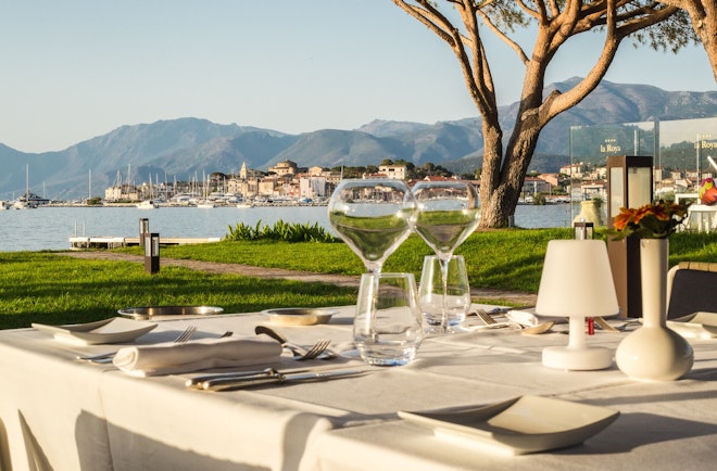 Restaurant Terrace