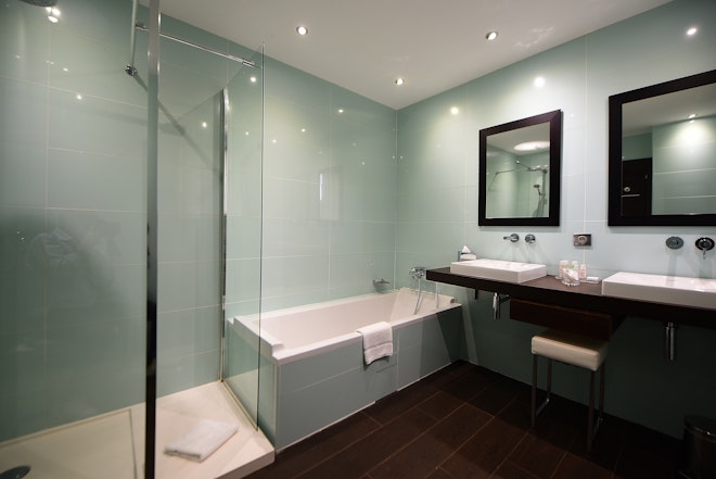 Mountain Side Suite - Bathroom