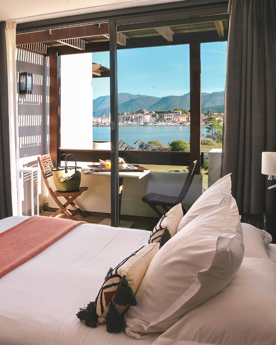 Sea View Balcony Suite - Bedroom