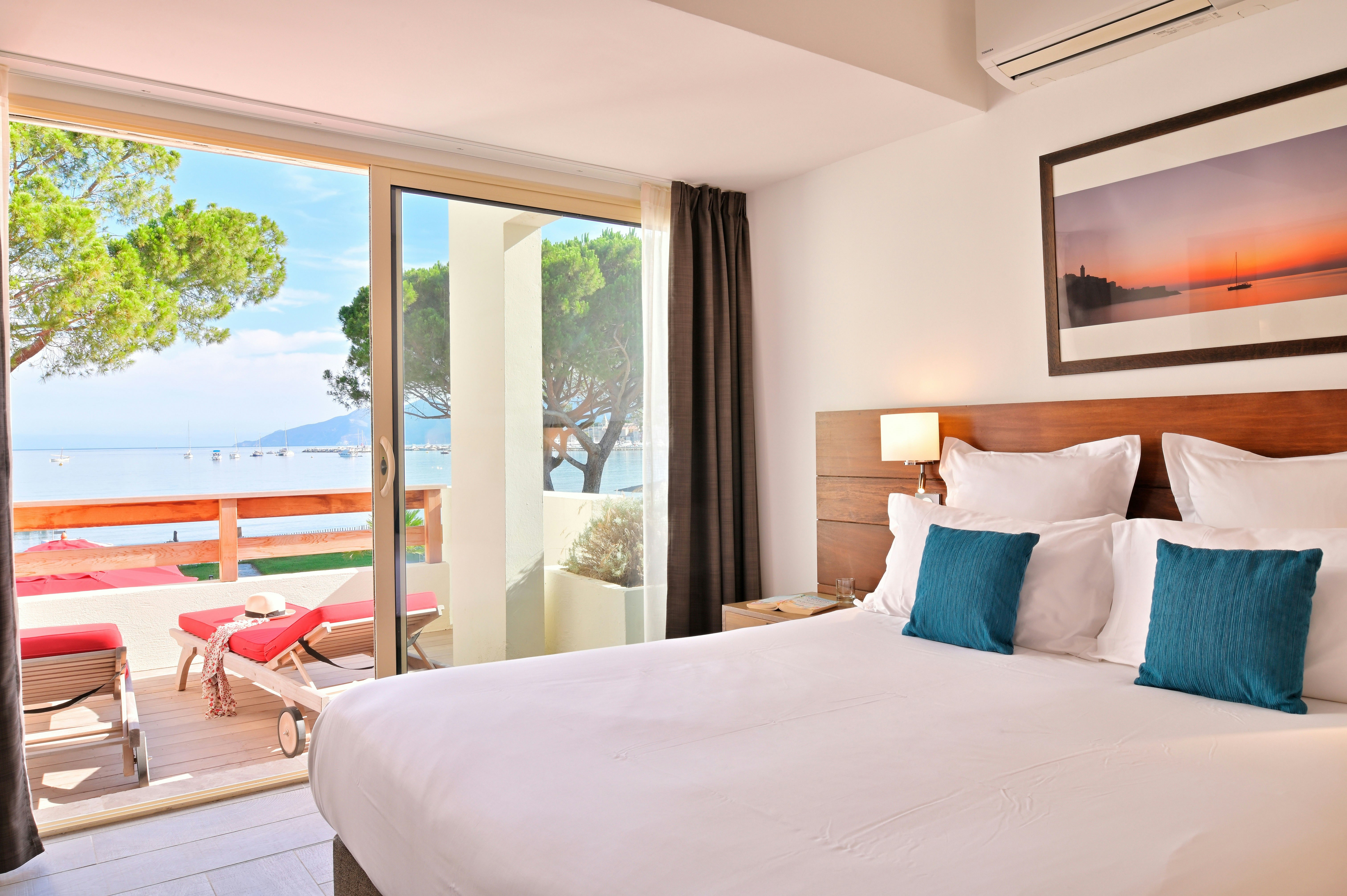Sea Laterale Balcony Room - Bedroom