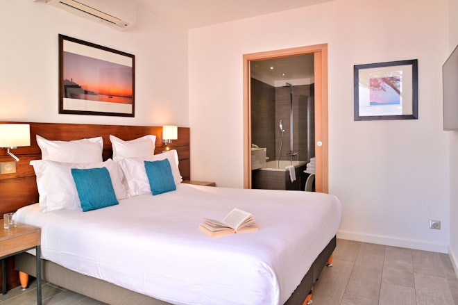 Sea Laterale Balcony Room - Bedroom