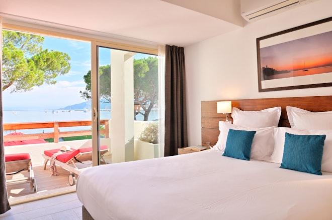 Family Sea View