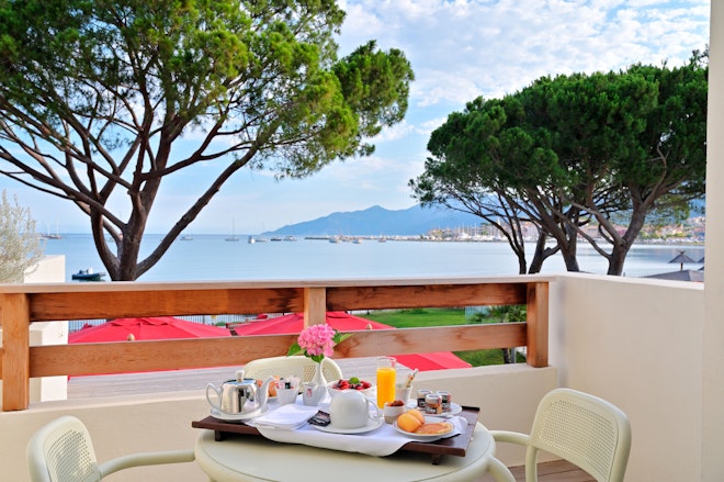 Sea View Balcony Suite - Balcony