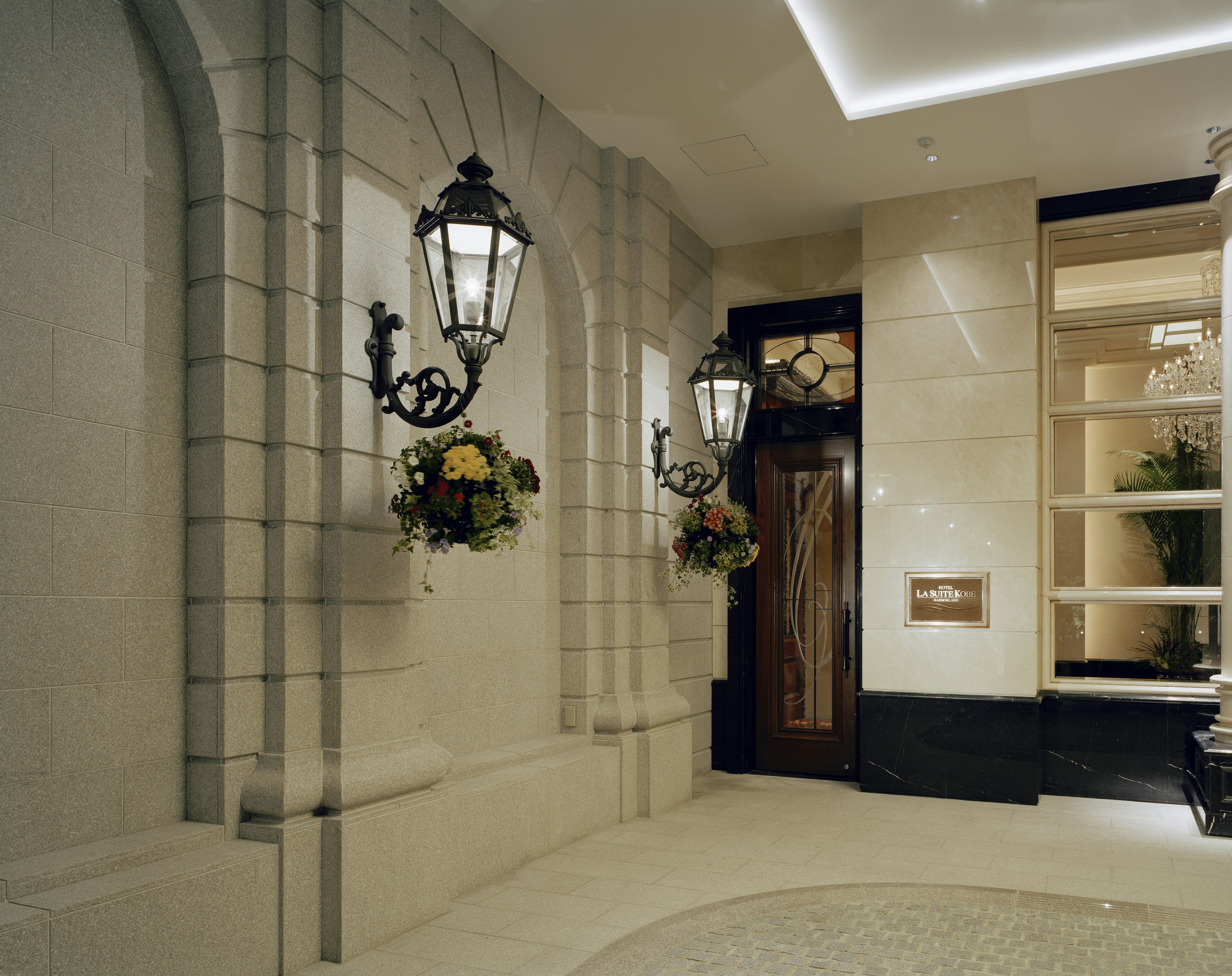 Welcome to Hotel La Suite Kobe Harborland