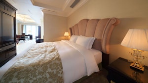 Luxury Superior Room
