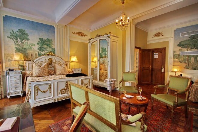 Suite Grand Cru Room - Bedroom