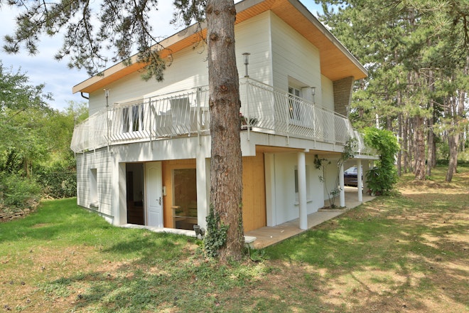 Villa - Exterior