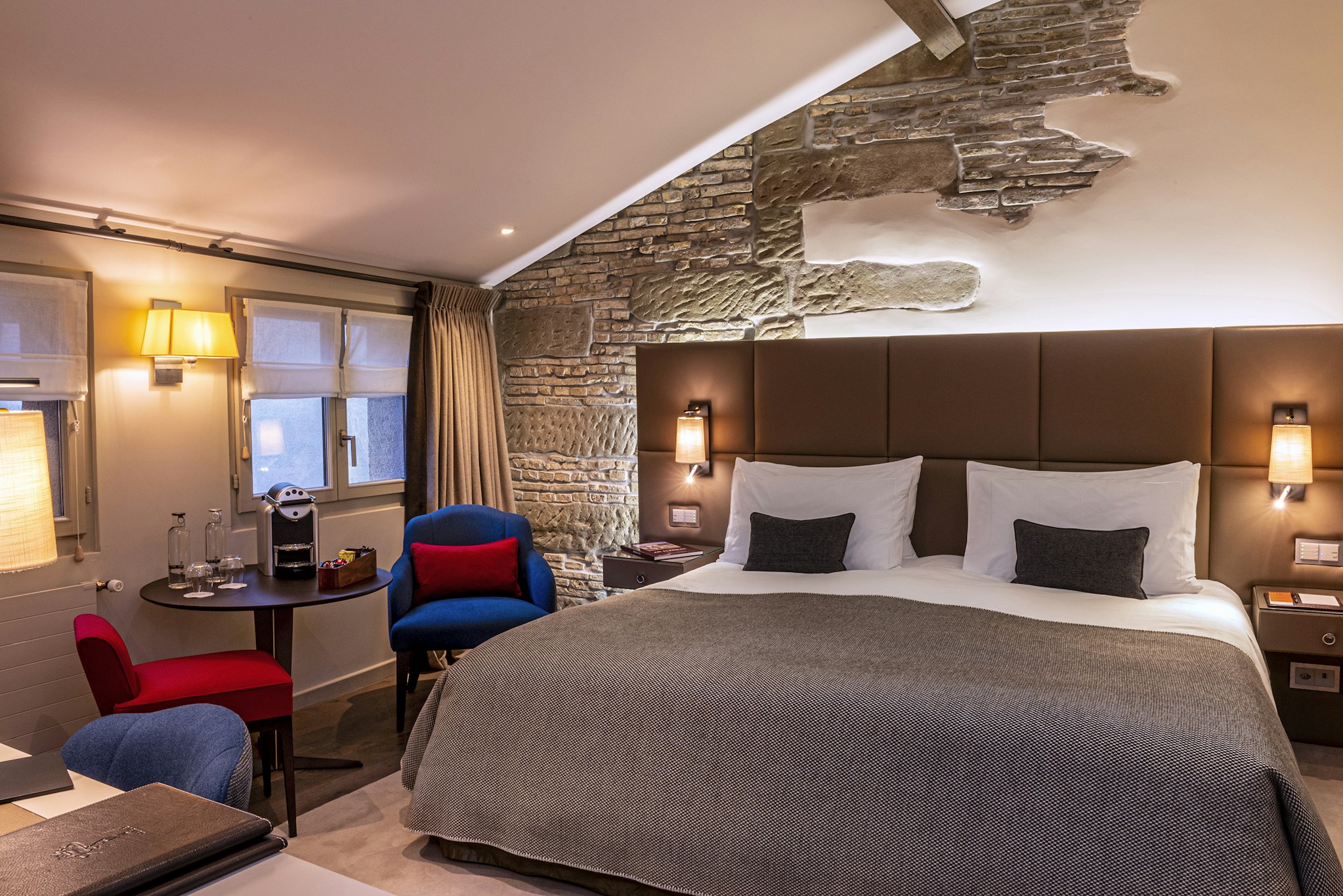 Les Armures Hotel