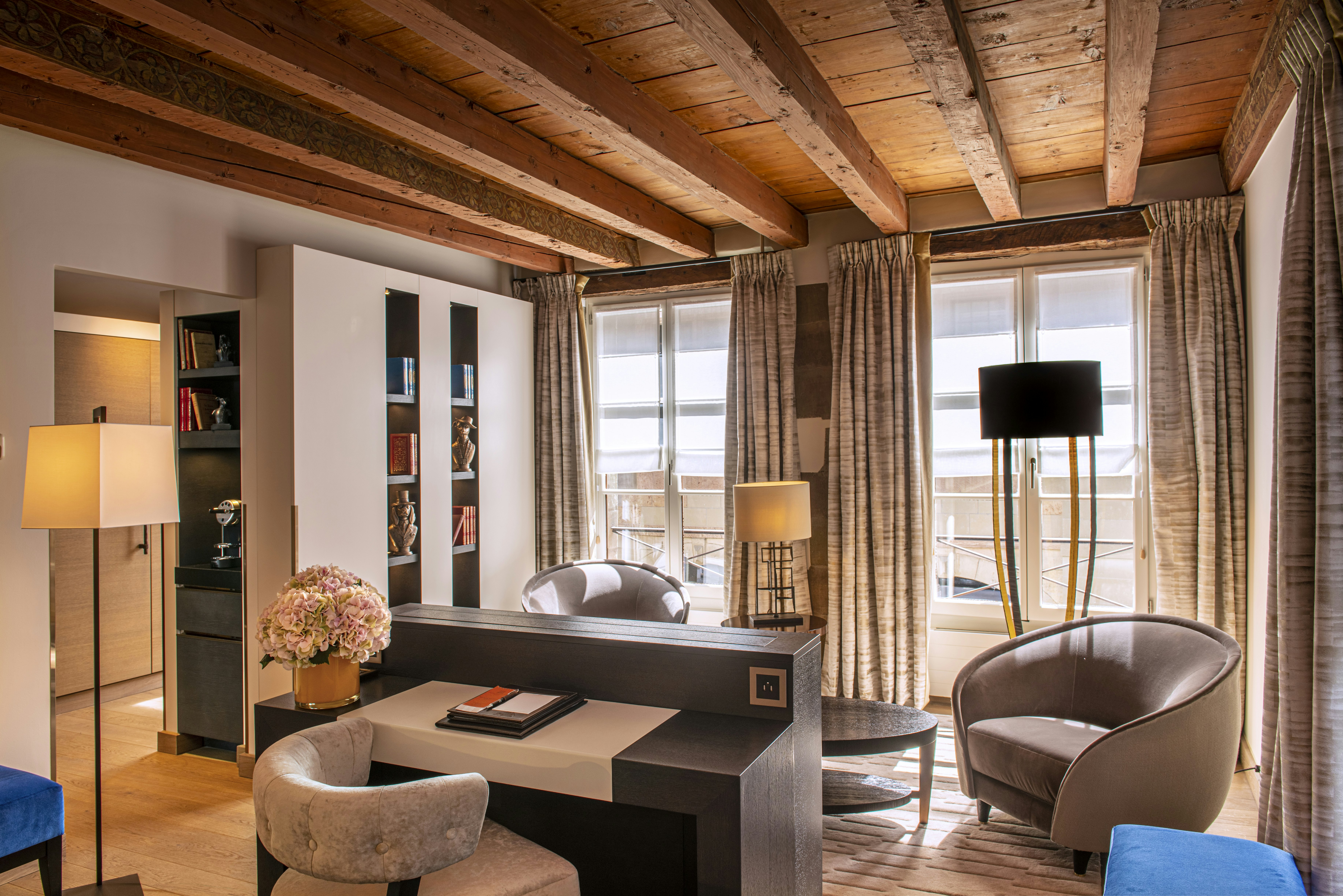 Junior Suite - Living Area