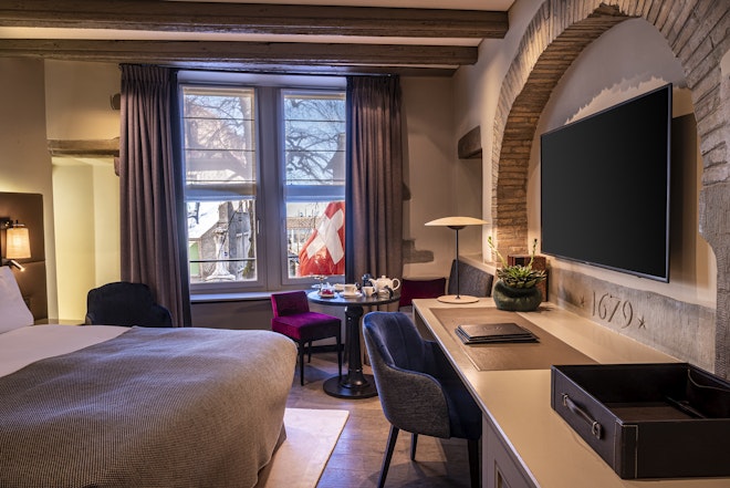 Deluxe Room - Room Details