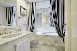 Classic Room Bathroom