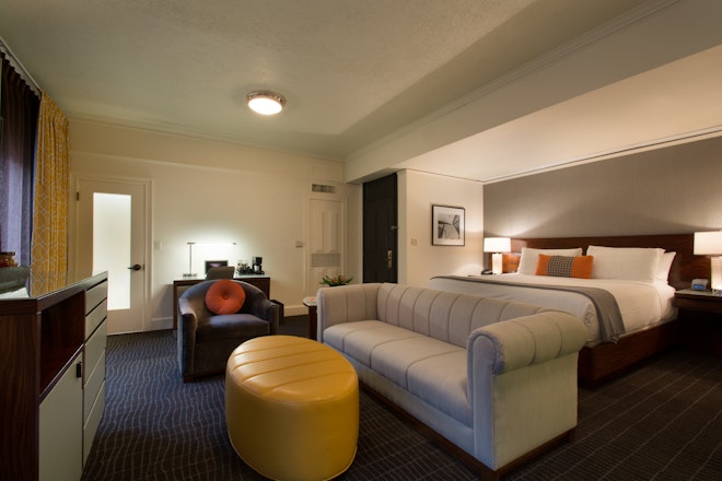 Junior Suite - Bedroom