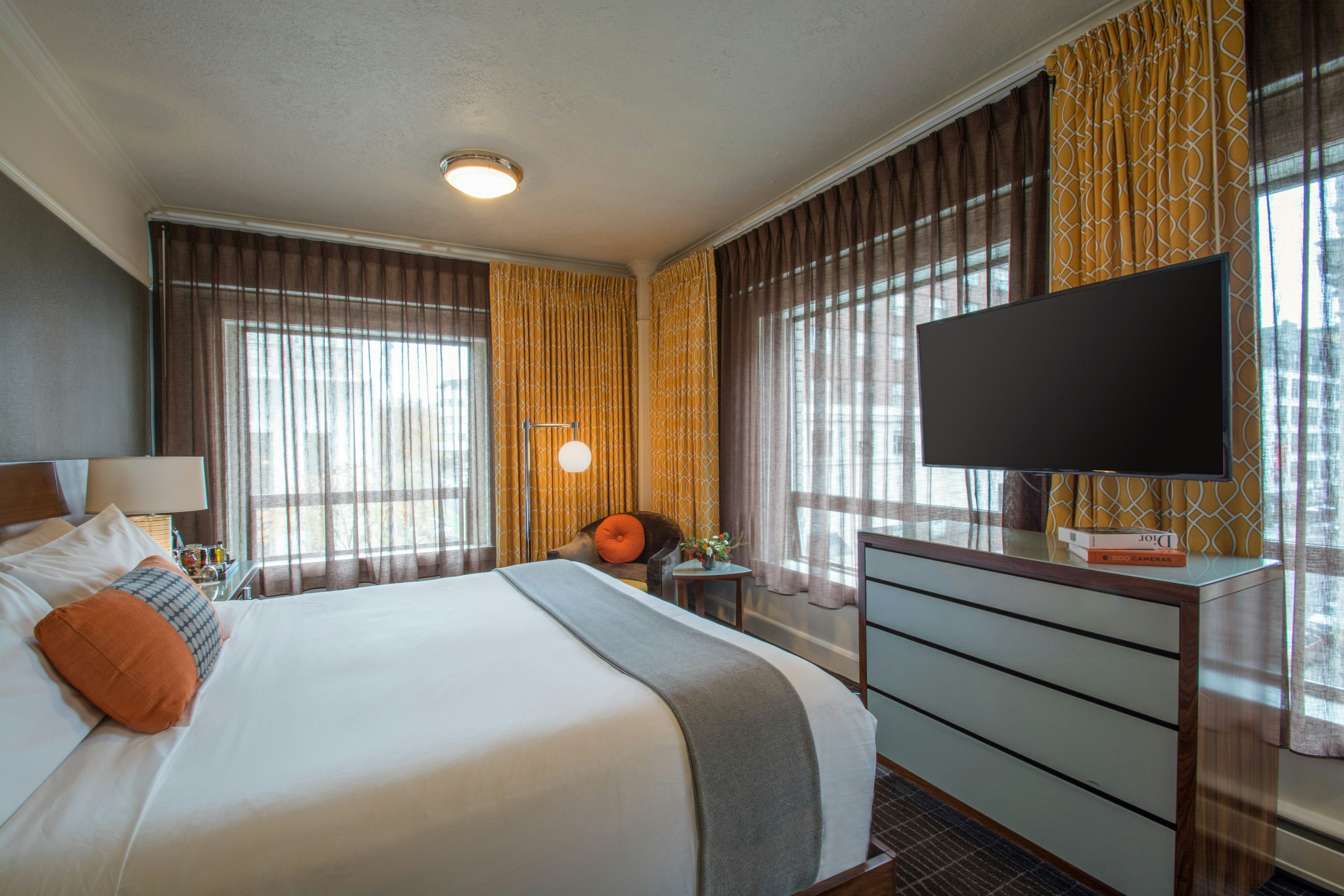 Superior King - Bedroom