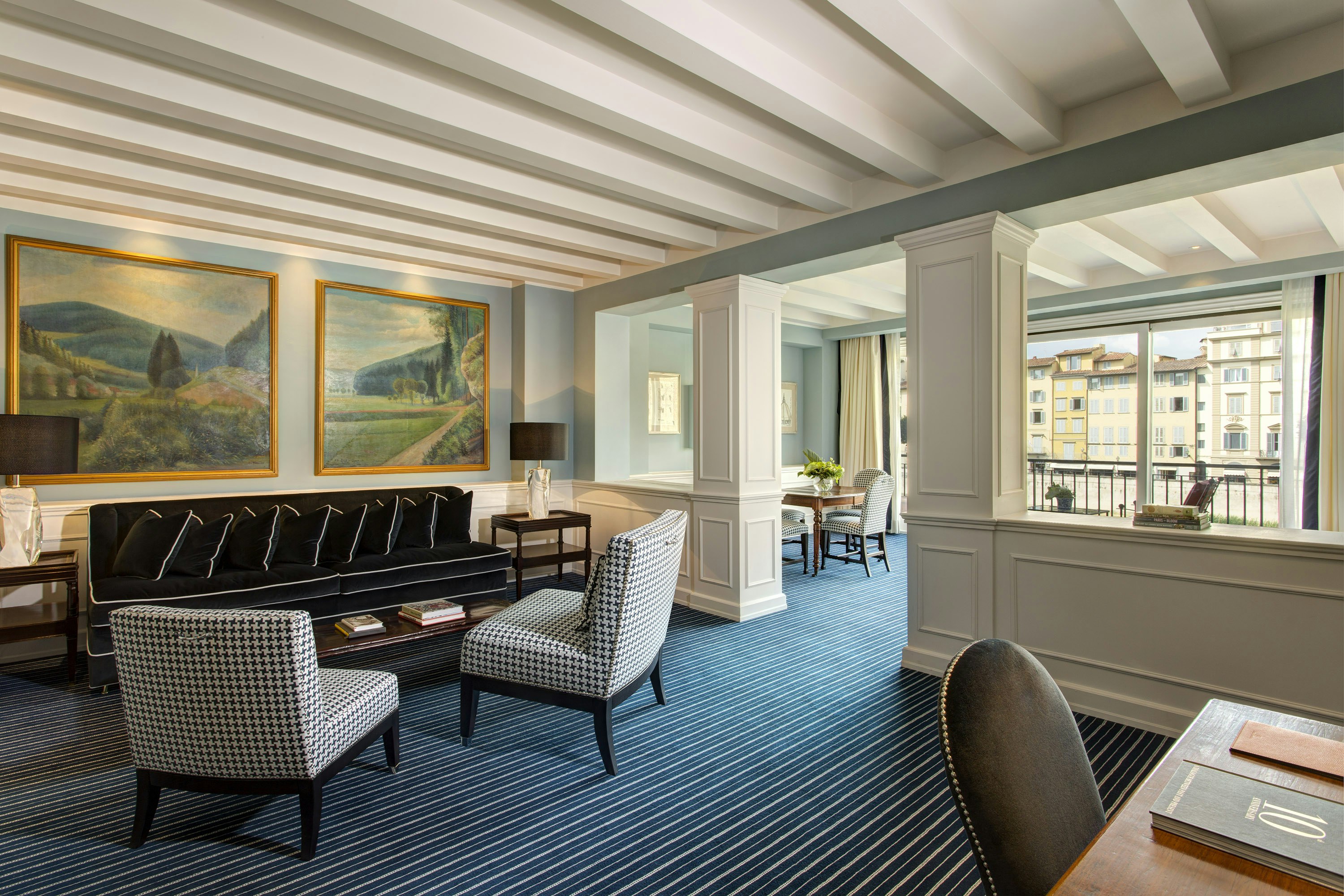 Suite Picasso River View - Living Area