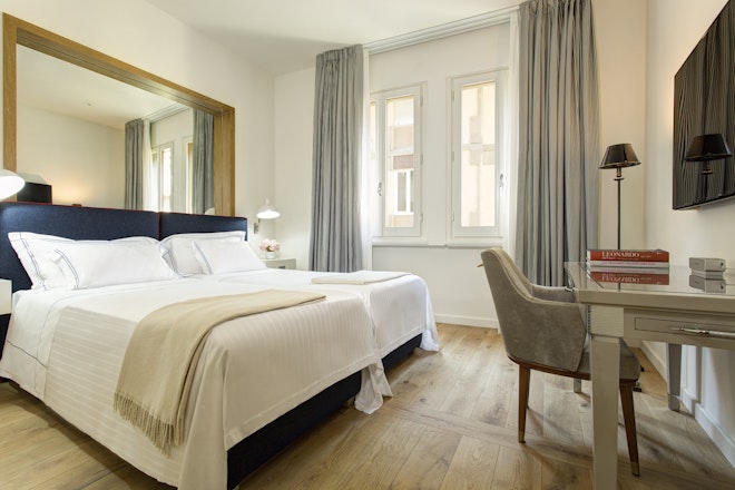 Designer Suite - Bedroom