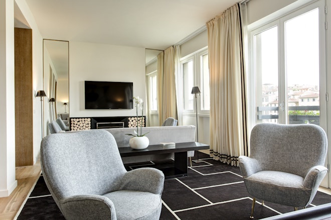 Designer Suite - Living Area