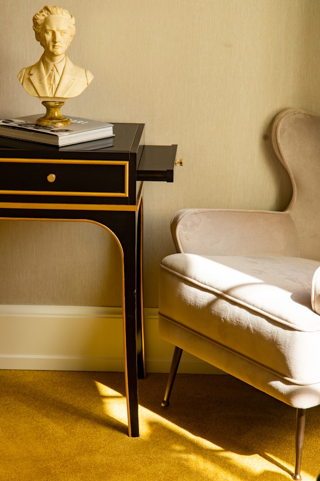 Prestige Room