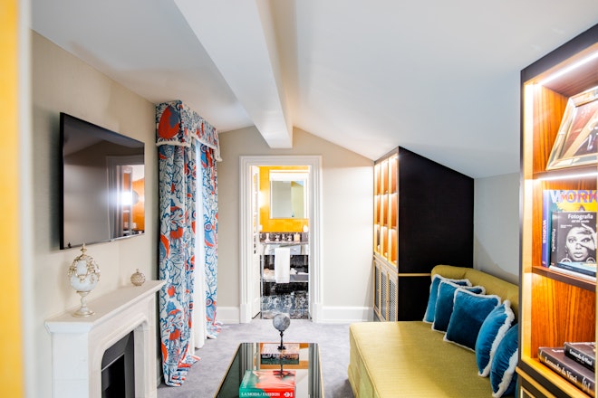 Terrace Suite living