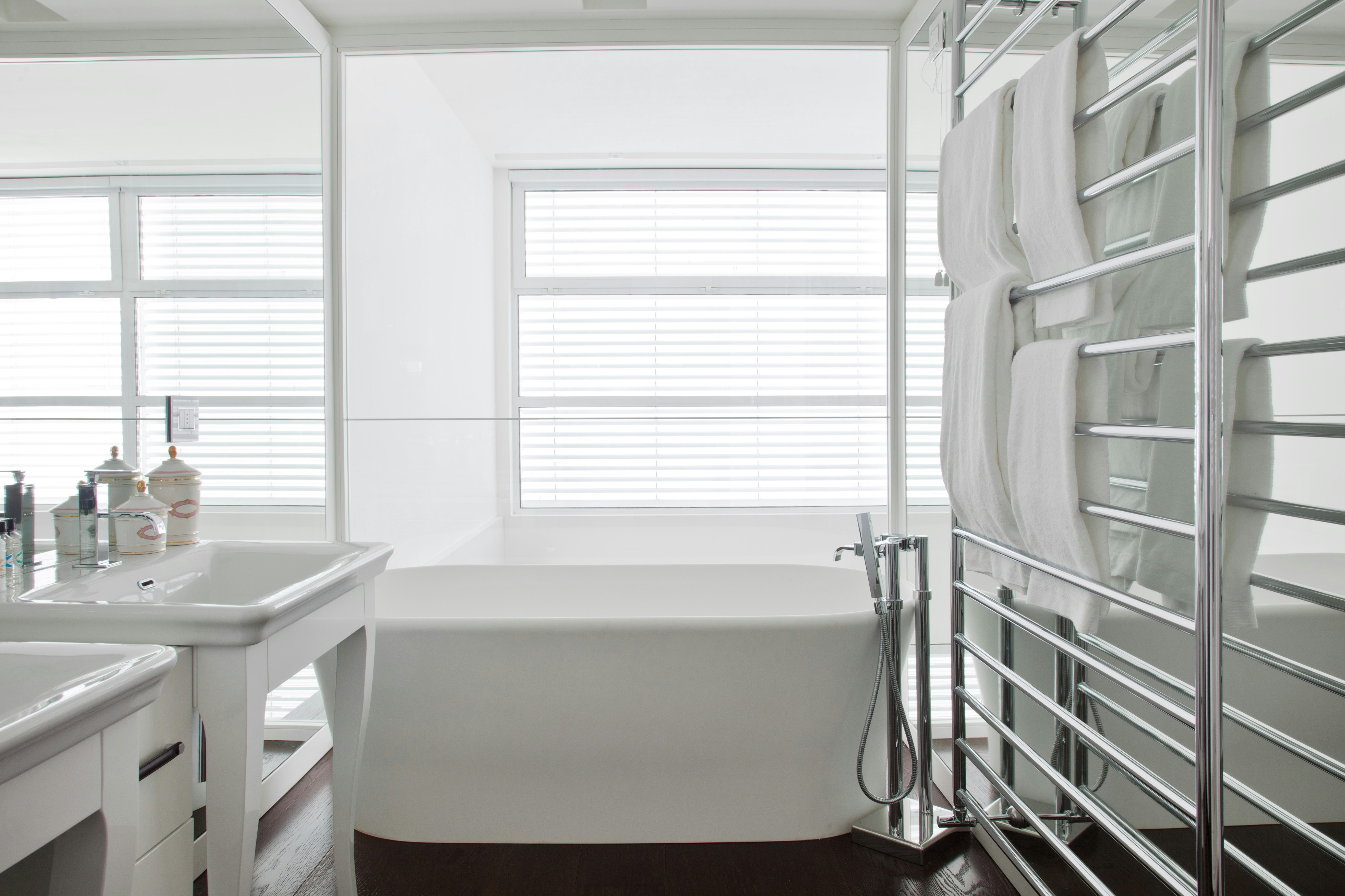 Presidential Suite - Bathroom