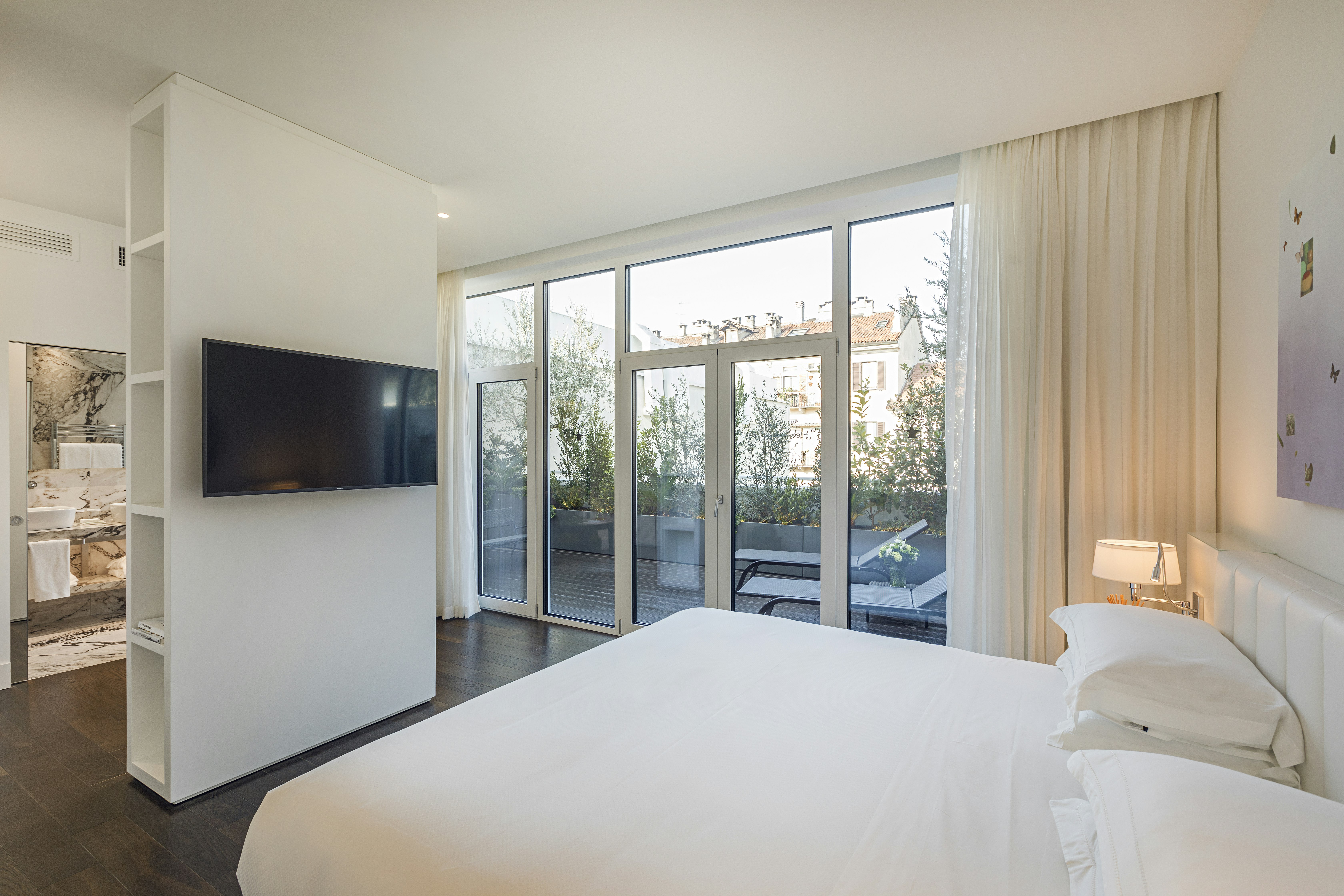 Prestige Terrace Suite - Bedroom