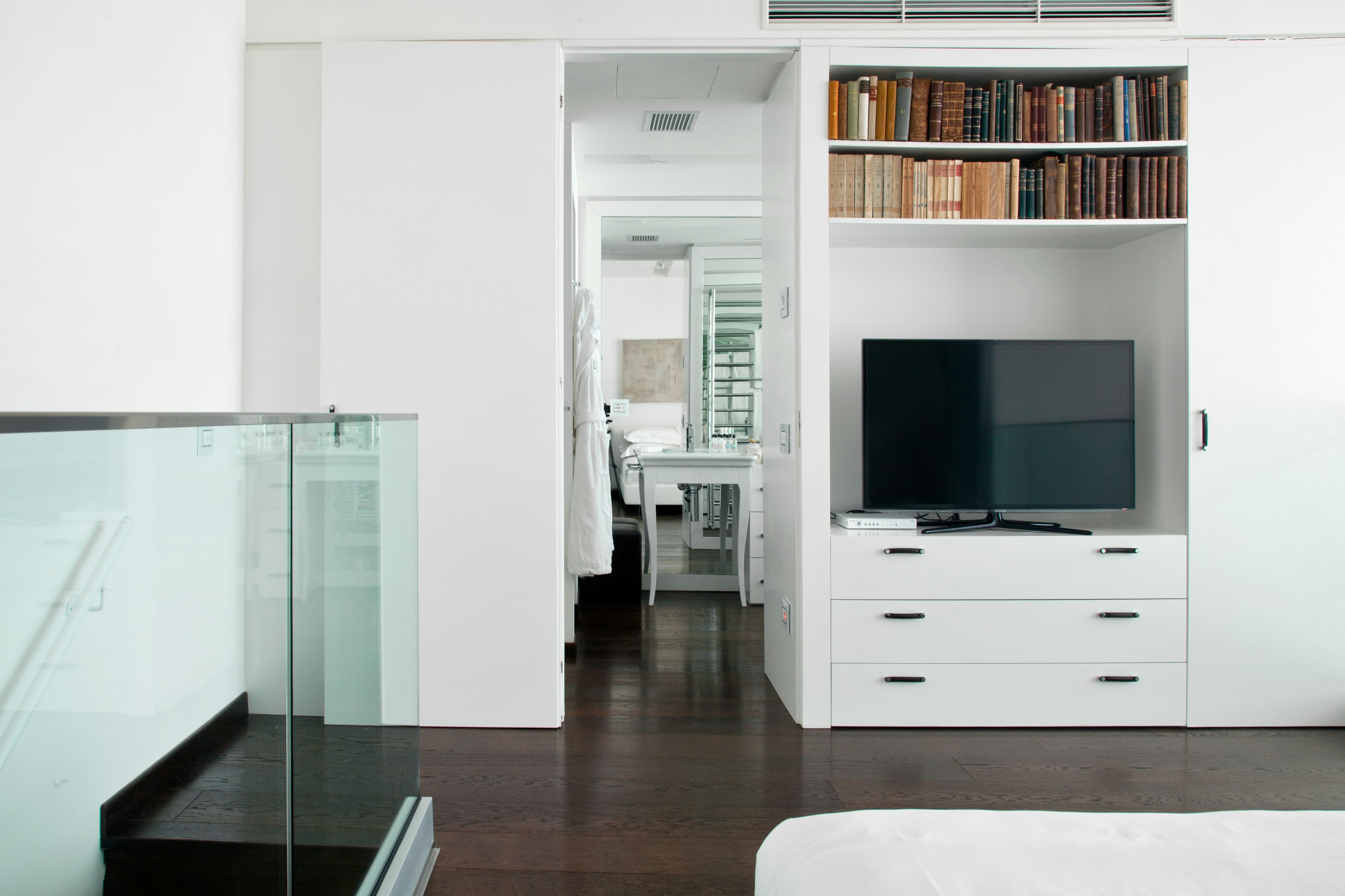 Presidential Suite - Room Details