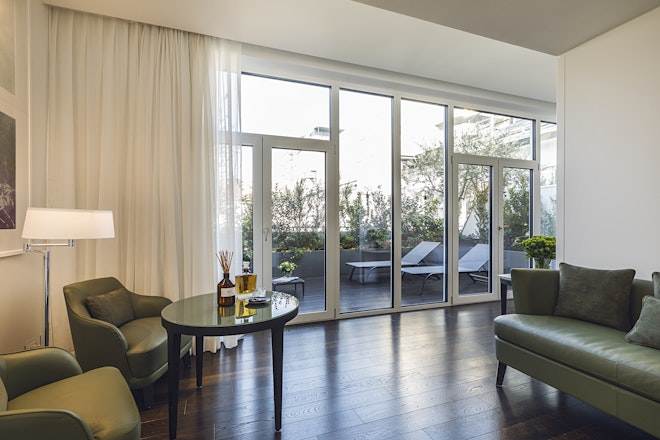 Gran Prestige Terrace Suite - Living Area