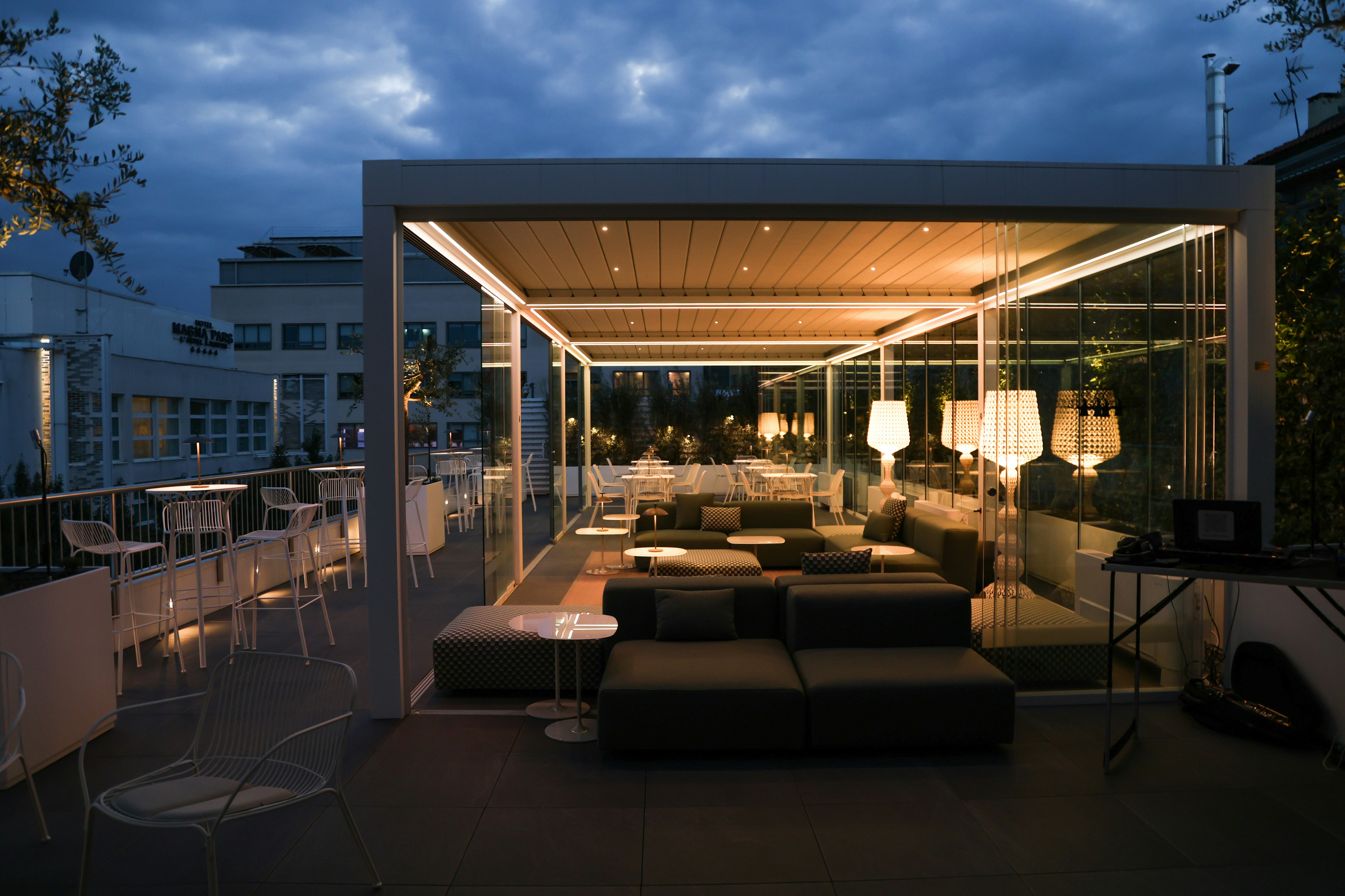 LabSolue Bar & Roof Terrace
