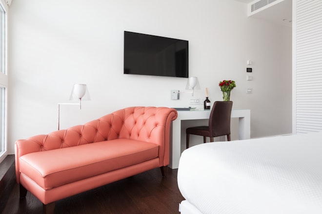 Junior Deluxe - Room Details