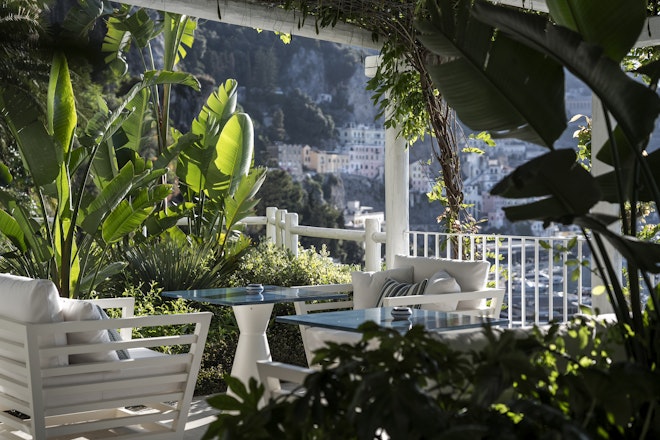Azur Lounge