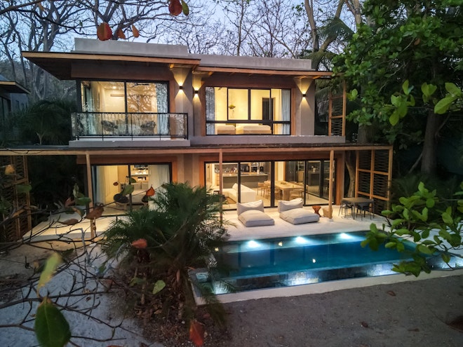 Beachfront Private Villa - Pool