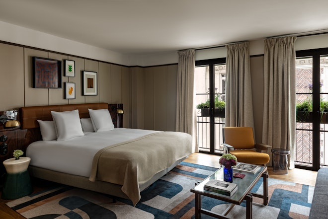 Deluxe Room - Bedroom