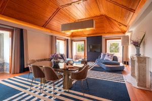 Governor Suite - Dining Area