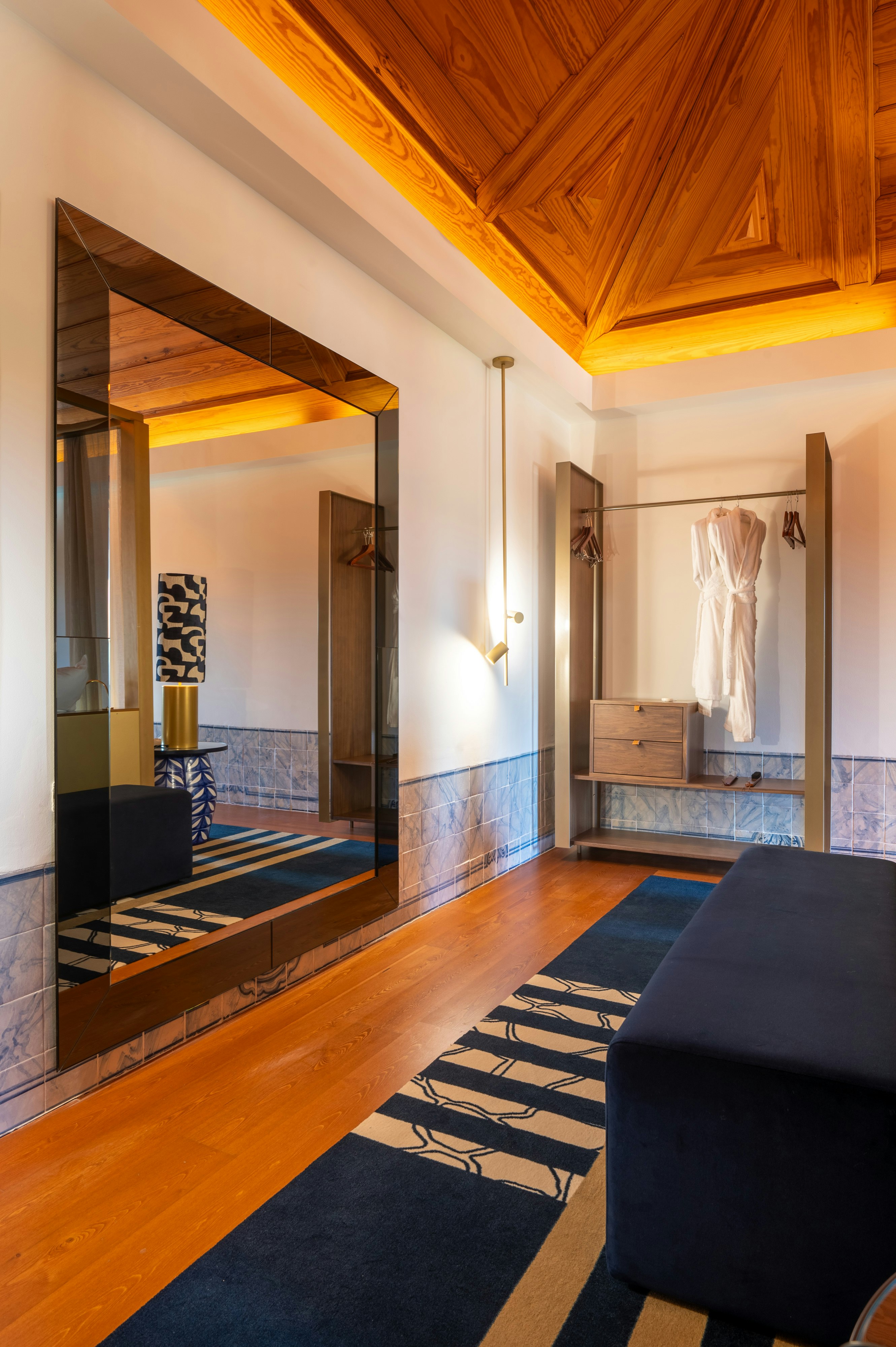 Governor Suite - Hall